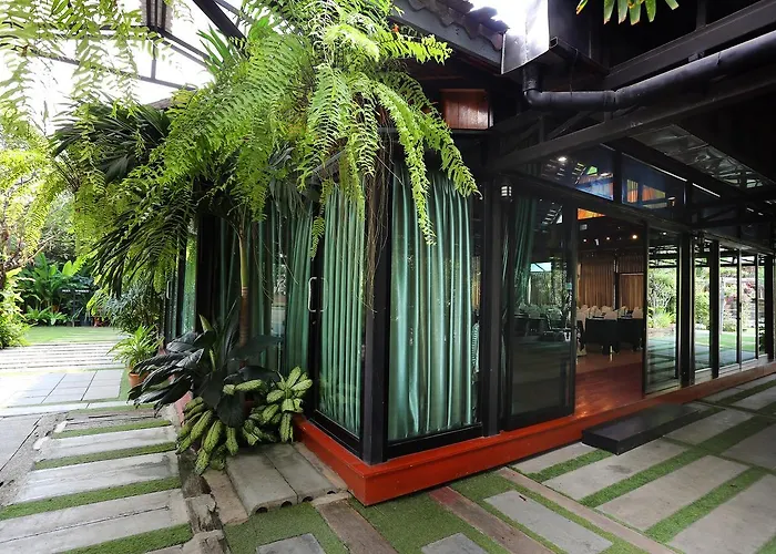 The Loft 3*