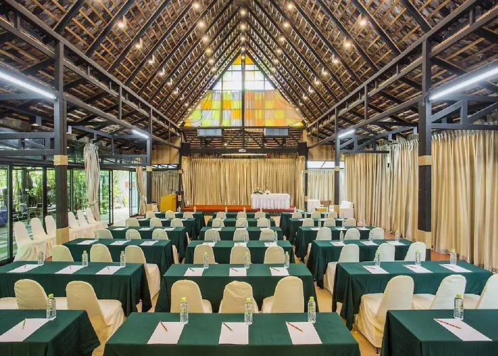 The Loft 3*